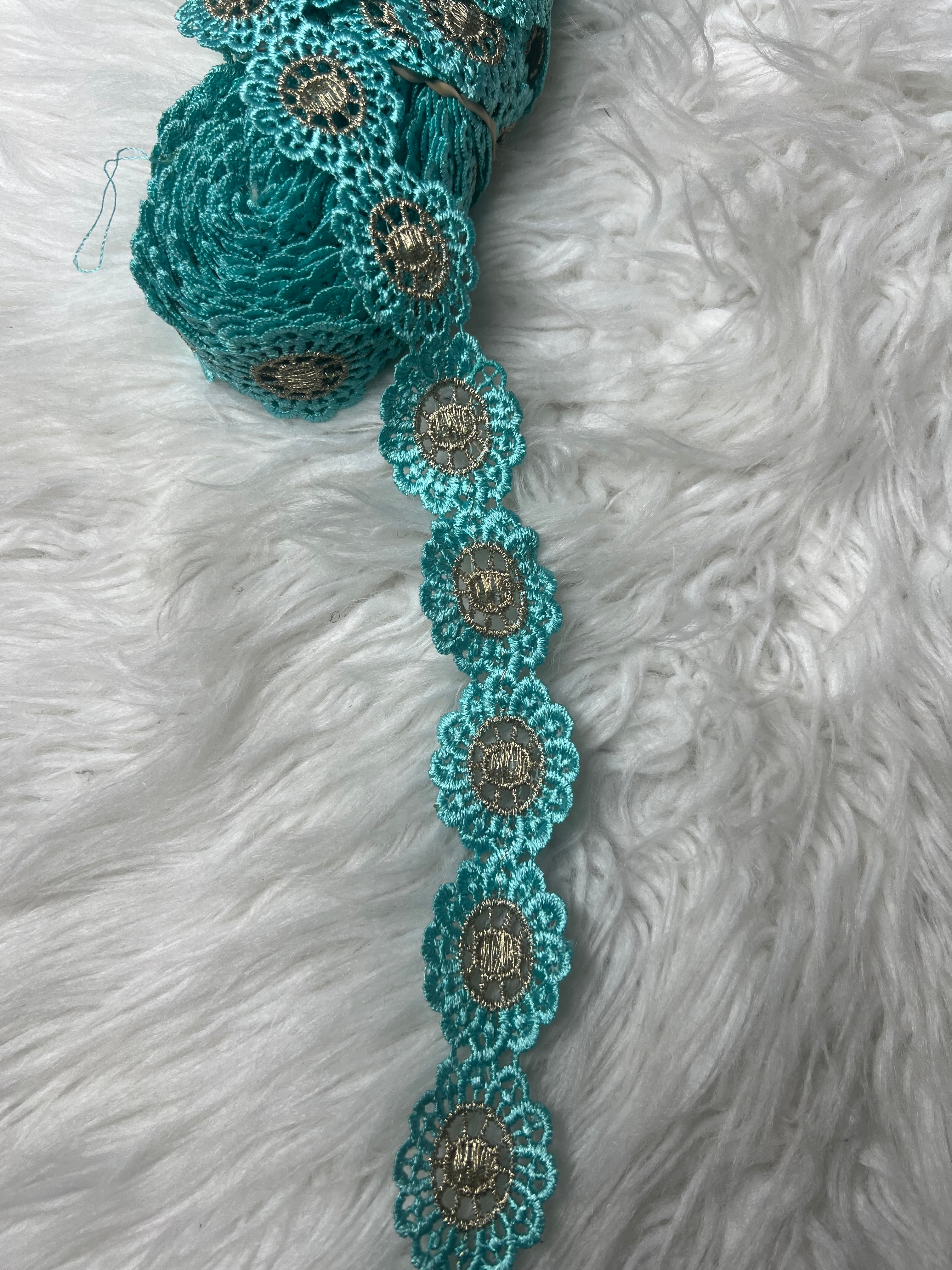 Daisy Flower Crocheted Lace Fabric Ribbon Trims Wide 1inch for DIY Sewing Garments Accessories-Lace Trim Fabric for DIY Decorative Sofa, Curtain, Bedding, Clothes Edge Wrapping-Lace Tape Crafts sale by yard