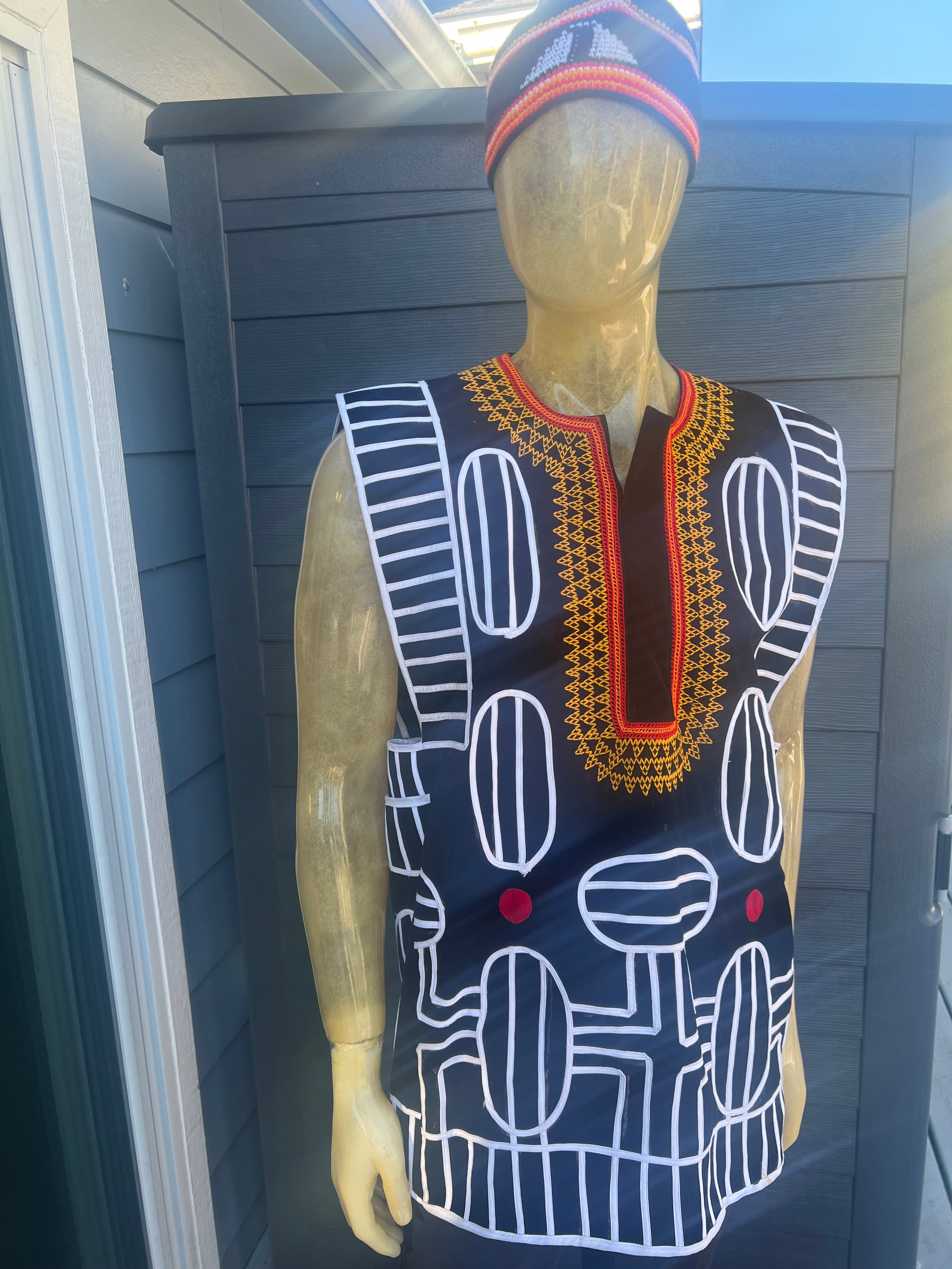 White Sleeveless Bamenda Toghu Jumper, Bias Dashiki, Toghu Tops, Unisex Tops
