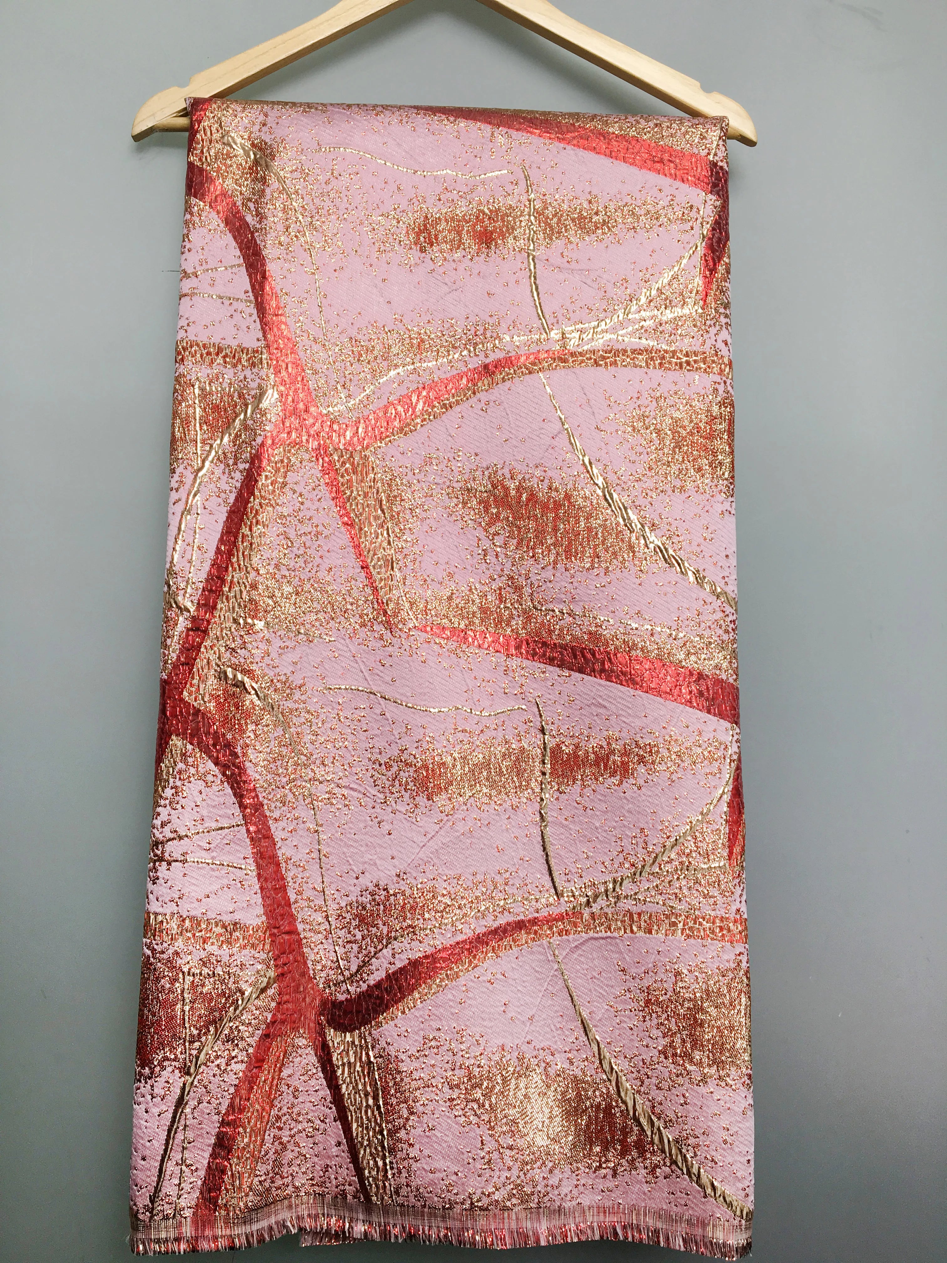 French Lace Fabric New Design Brocade Jacquard Lace Fabric 2024 High Quality African Fabric Lace For Women Wedding Dress F3901