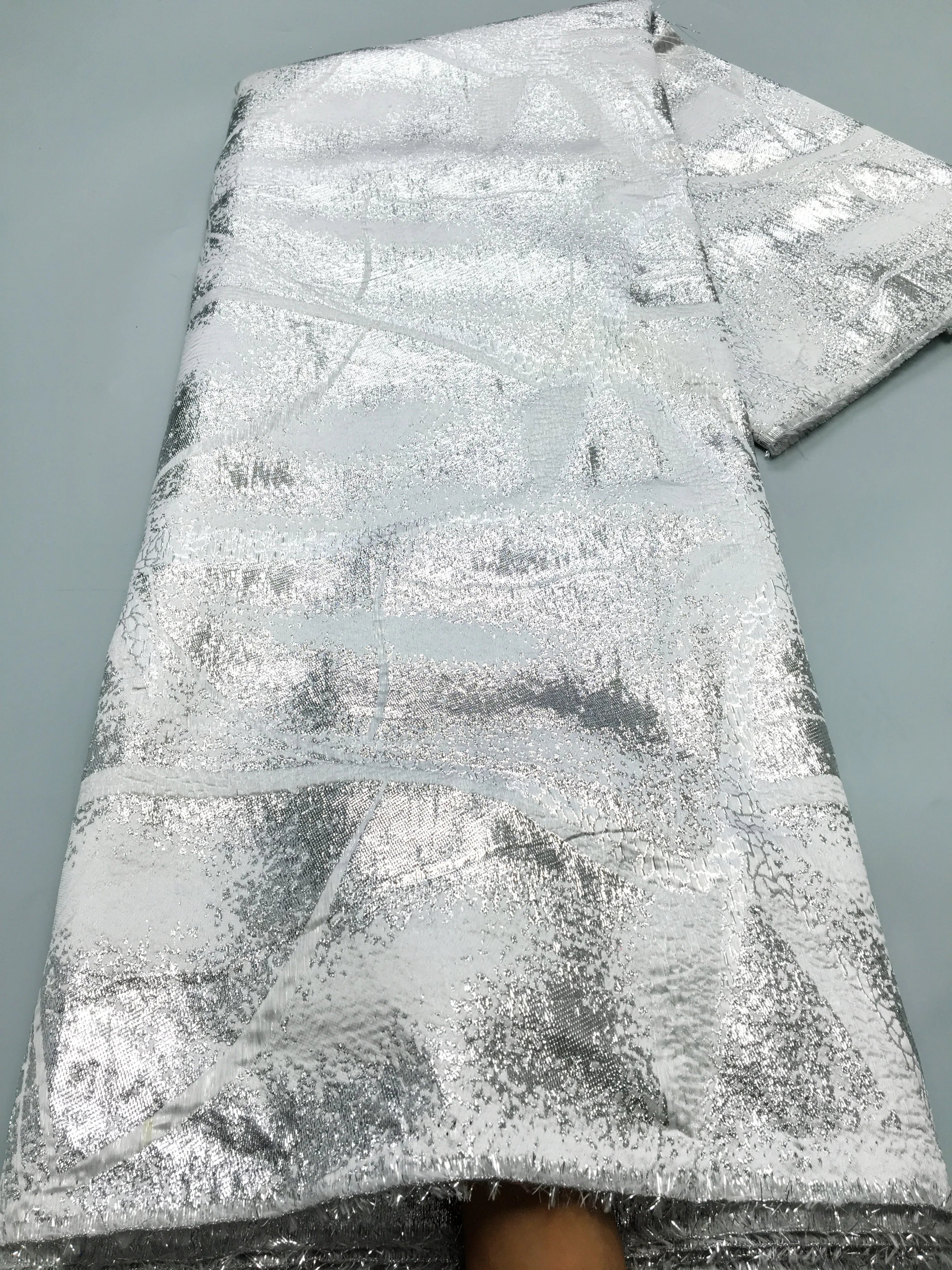 French Lace Fabric New Design Brocade Jacquard Lace Fabric 2024 High Quality African Fabric Lace For Women Wedding Dress F3901